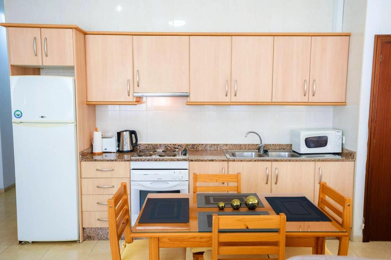 2 Bedrooms At 100 M Away From The With Furnished Terrace And Wifi