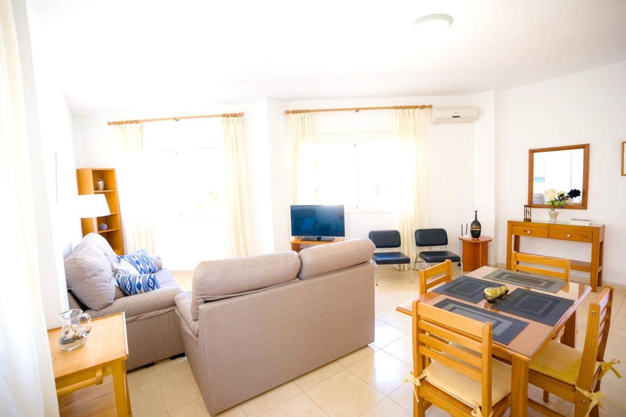Apartment 2 Bedrooms At 100 M Away From The With Furnished Terrace And Wifi