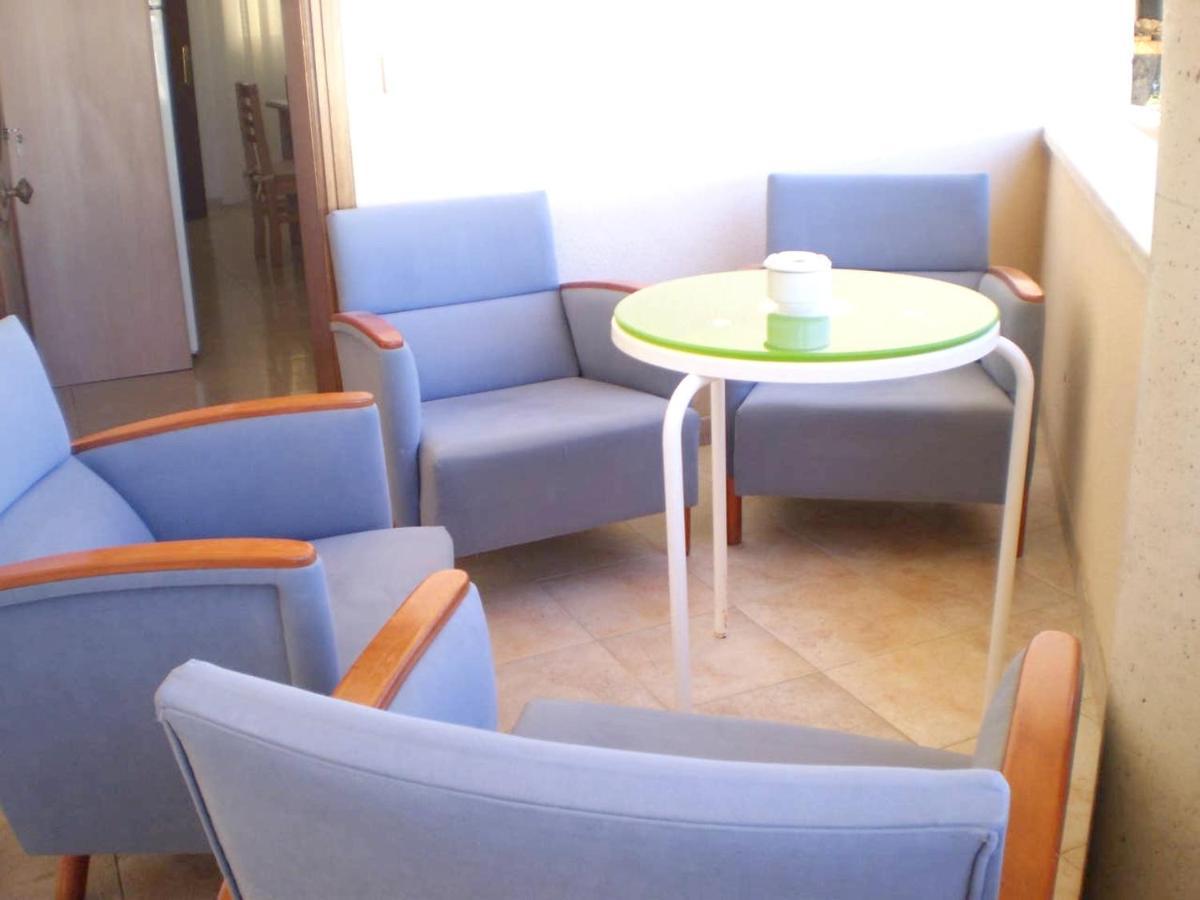 2 Bedrooms At 100 M Away From The With Furnished Terrace And Wifi