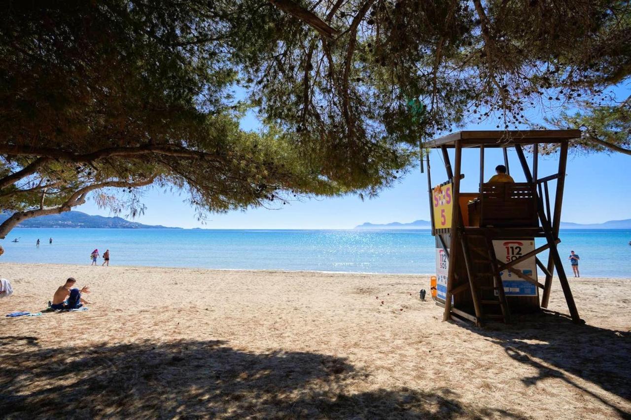 2 Bedrooms At 100 M Away From The With Furnished Terrace And Wifi Apartment *