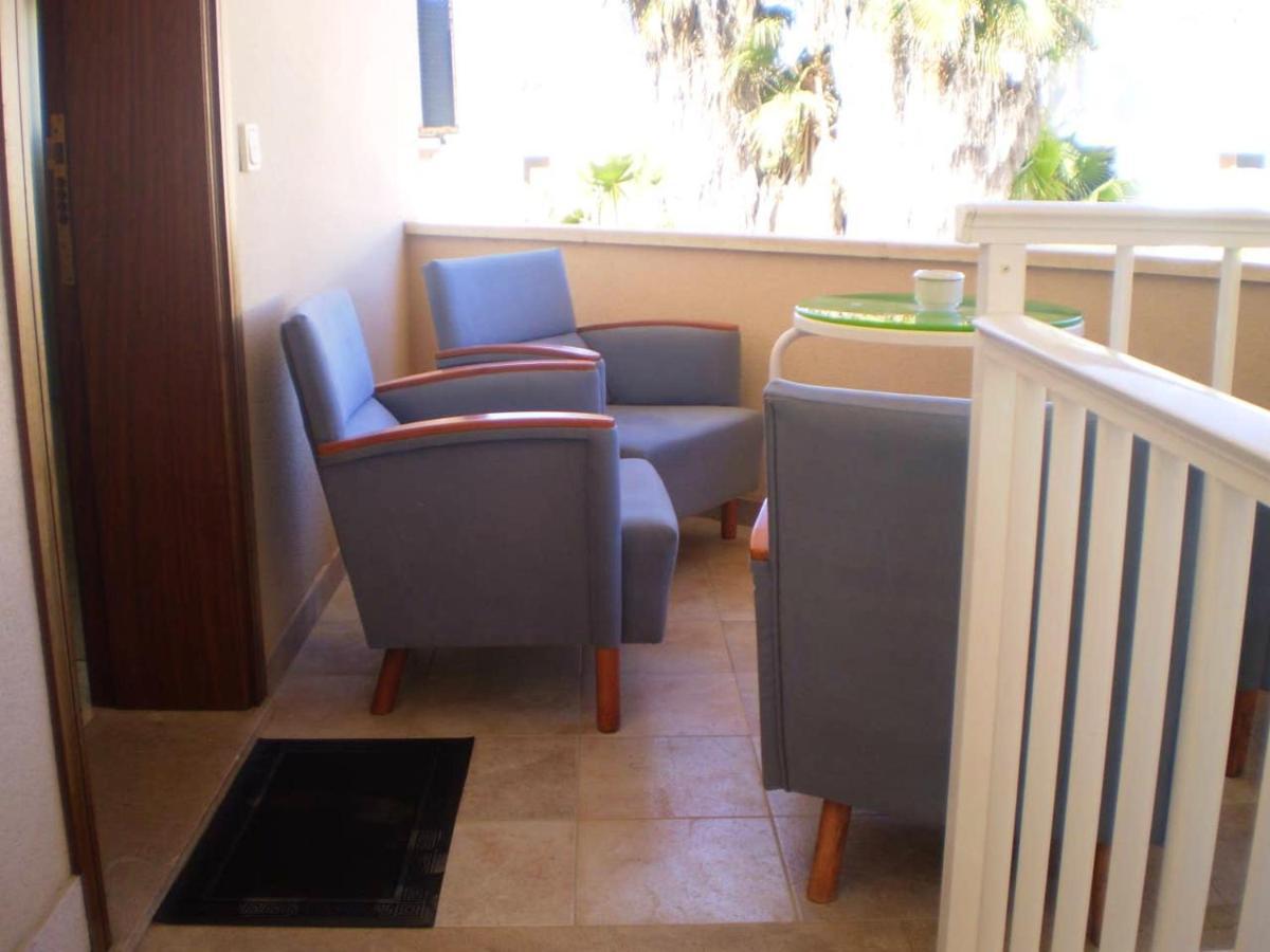 2 Bedrooms At 100 M Away From The With Furnished Terrace And Wifi Alcudia (Mallorca)